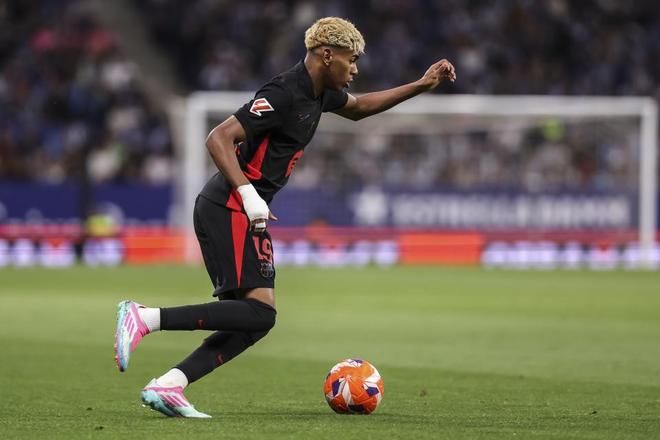 2016年4月：科罗拉多洛基队故事哥（Trevor Story）职业生涯前四场皆击出本垒打。